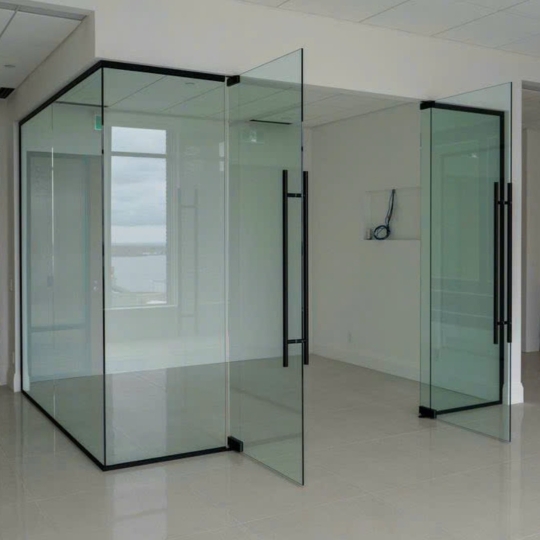 Kính được sản xuất như thế nào?